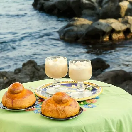 La Del Faro Holiday home Catania
