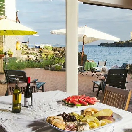 La Del Faro Holiday home